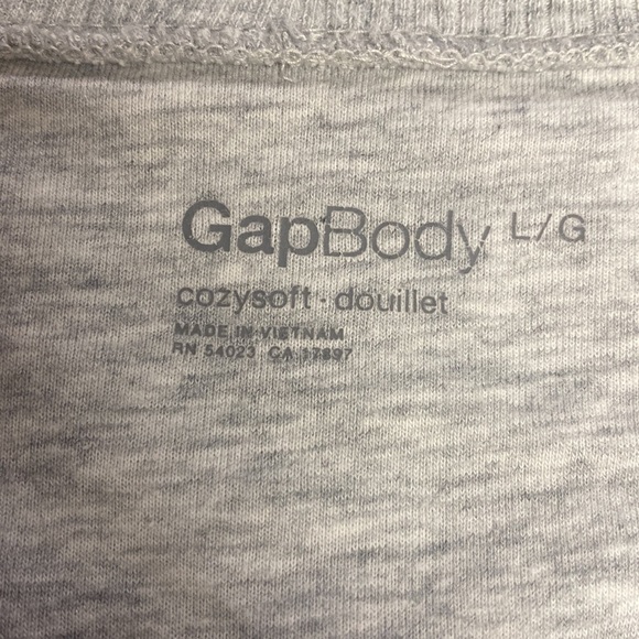 GAP body soft cozy gray shirt with 3/4 sleeves size L - Picture 6 of 7